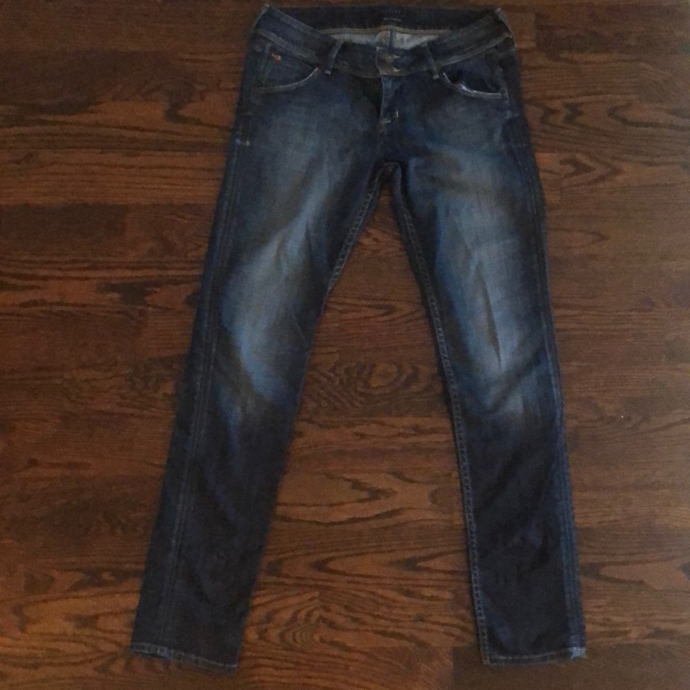 Women’s Dark Blue Denim Jeans with Back Pocket Detail - Picture 3 of 5